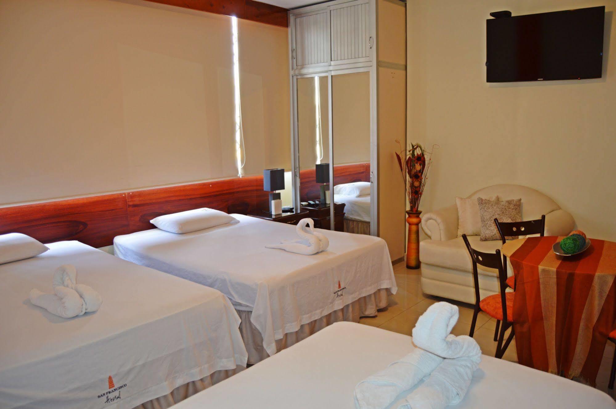 San Francisco Apart Hotel Guayaquil Exteriér fotografie
